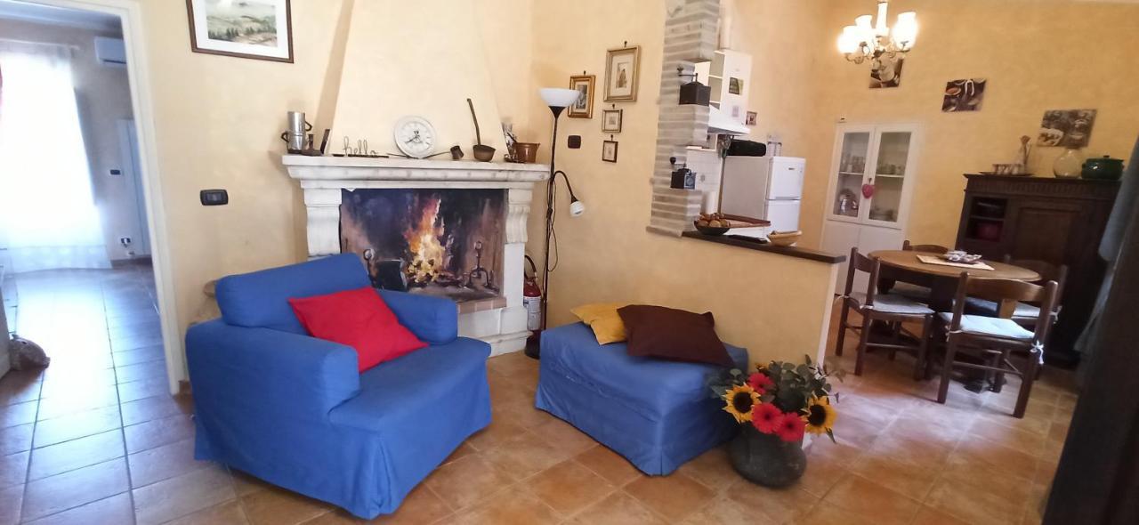 Relax Nell' Antico Borgo Villa Casperia Bagian luar foto