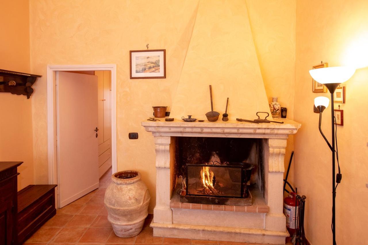 Relax Nell' Antico Borgo Villa Casperia Bagian luar foto